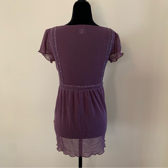 Talula - Lightweight Flowy Top - Small - Picture 4 of 16